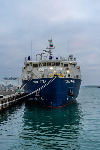 新能源汽車出口現狀分析論文